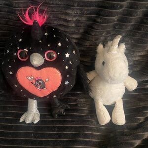 Black and White Plush Toy Duo